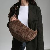 Banane effet fourrure tendance - CARRY Beige